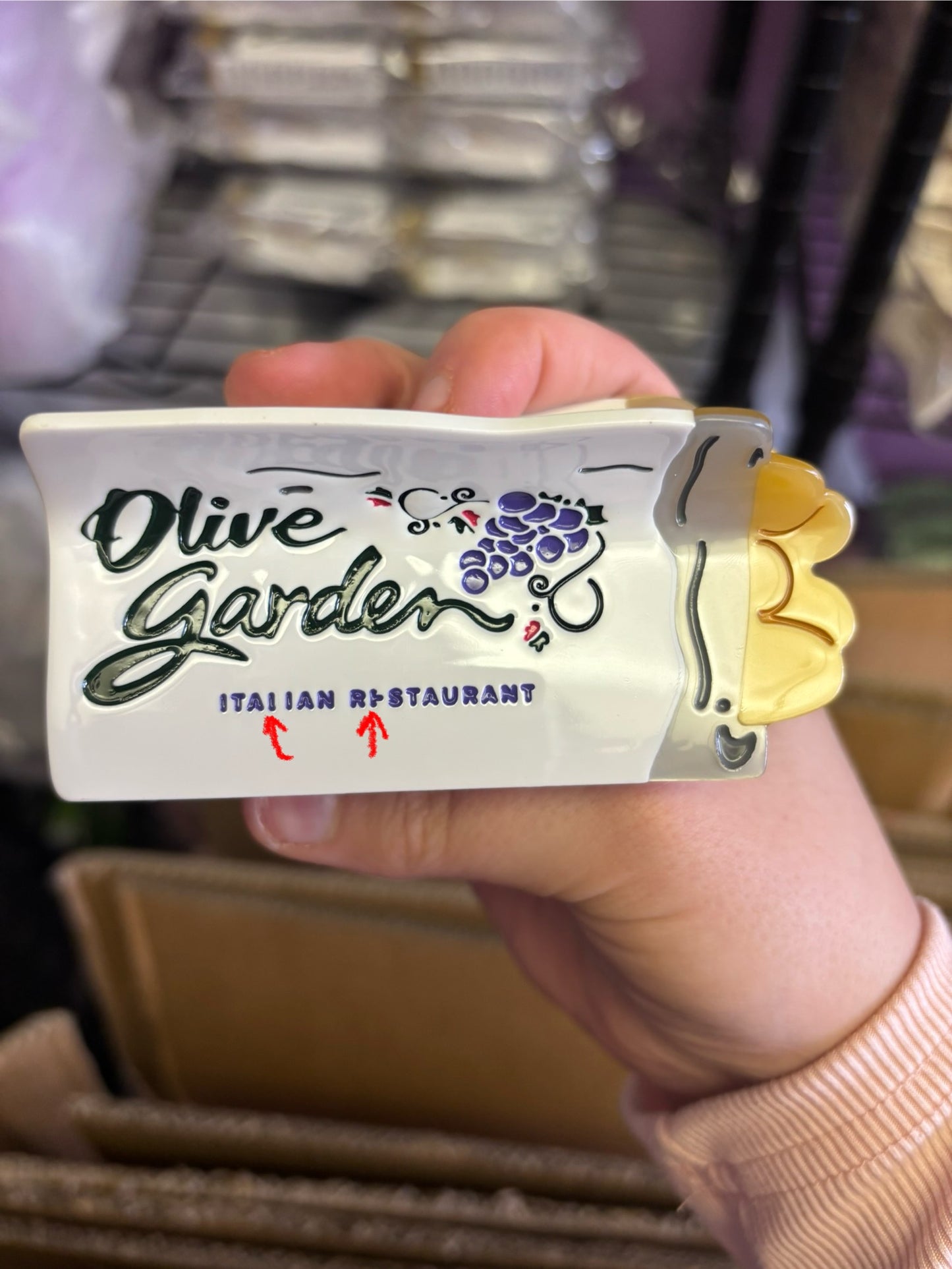 *B-GRADE* Real Italian Cuisine Claw Clip